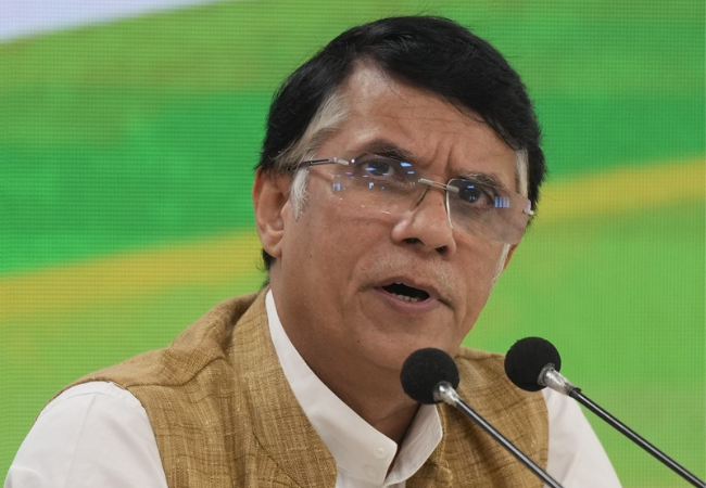 Neither voters nor Oppn satisfied with SIR, EC's credibility under suspicion: Congress